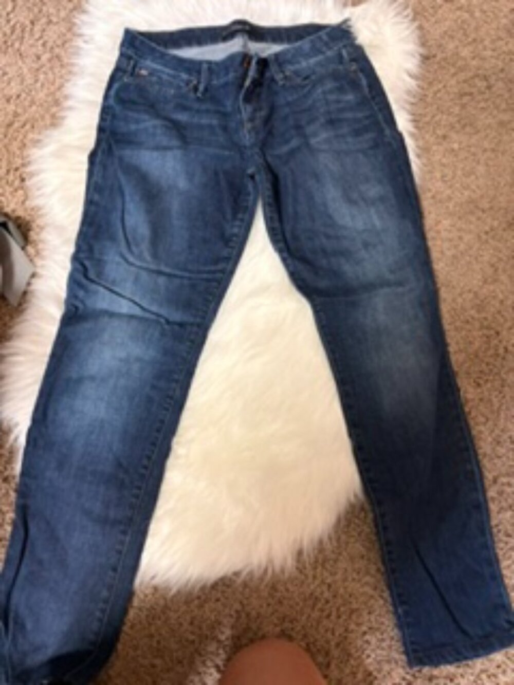 Joe's Jeans Chelsea Fit Dark Wash Skinny Jeans W29